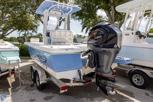 New 2024  powered Robalo Boat for sale